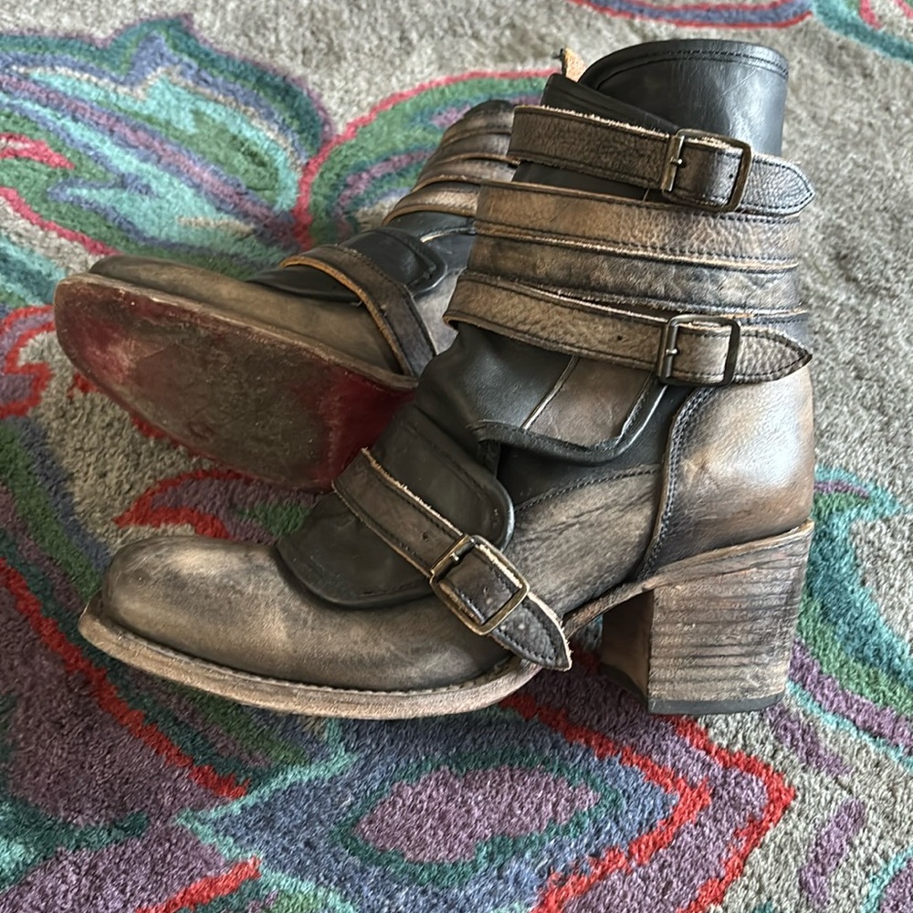 Freebird brand ‘Darlin’ boots